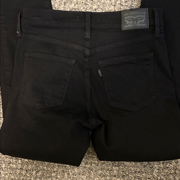 Levi women’s 311 shaping skinny jeans - Picture 4 of 5